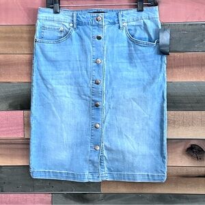 Colleen Lopez Stretchy Denim Skirt